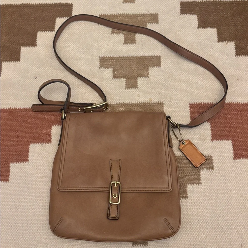 Coach Crossbody Tan Brown Leather E23-9592 Y2K bag - Picture 2 of 12